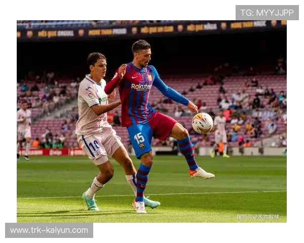 科隆vs沃尔夫斯堡：保级战激烈身体对抗