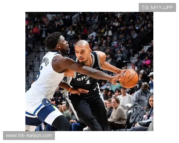 马刺冲击7连胜主场迎战太阳，文班亚马状态火热成焦点